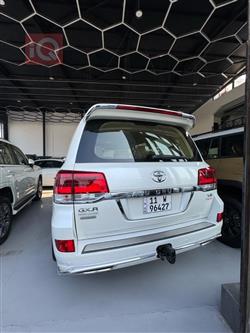 تويوتا لاندكروزر